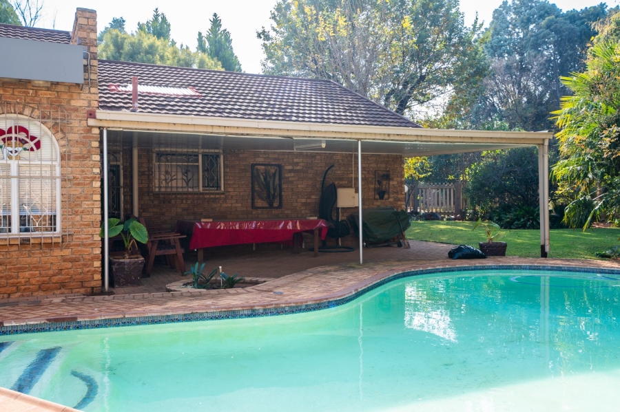 3 Bedroom Property for Sale in Flamwood North West